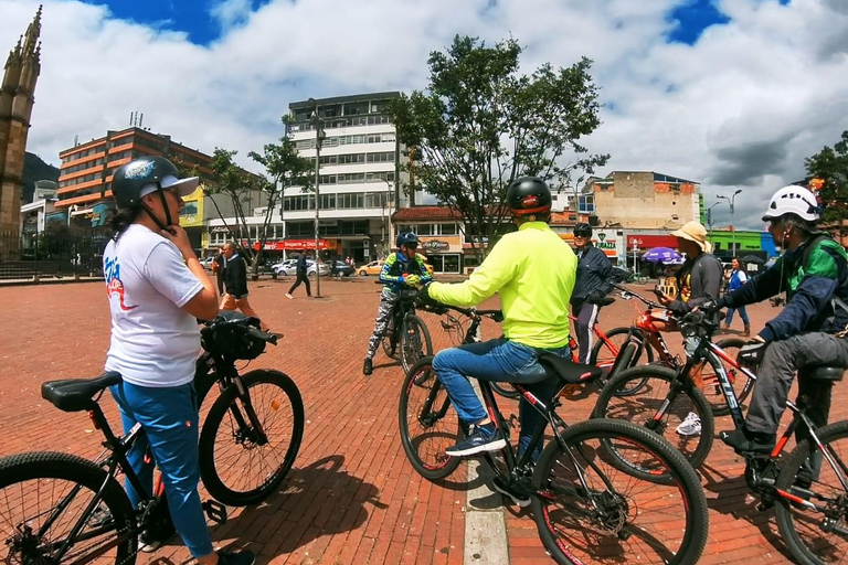 TOUR EN BICICLETA POR EL NORTE DE BOGOTÁ