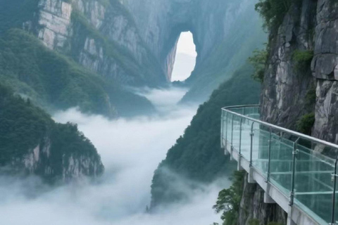 Zhangjiajie: Tianmen Mountain and Tujia Folk Park Tour Zhangjiajie: Private Tour of Tianmen Mountain and Tujia Folk