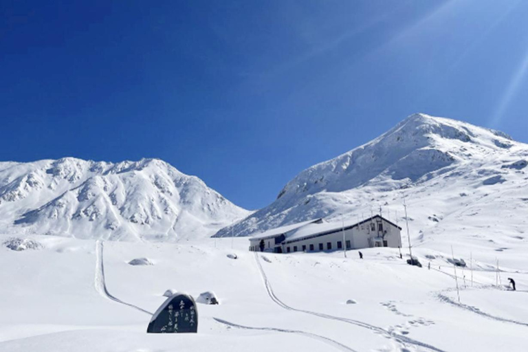 Two-Day Kamikochi & Tateyama Kurobe Snow Corridor Tour