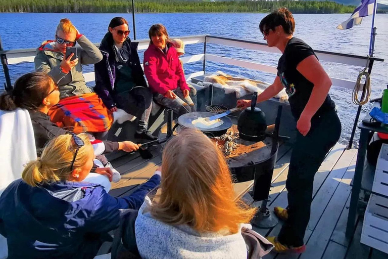 Levi: Sirkkajärvi and Levijärvi Ferry Cruise with Sauna