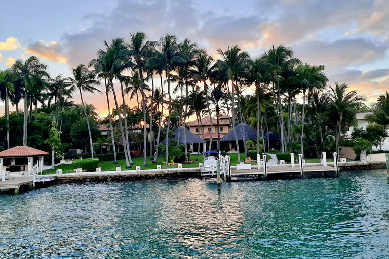 Miami : Millionaire Homes Boat Tour avec Mojito Bar à bord