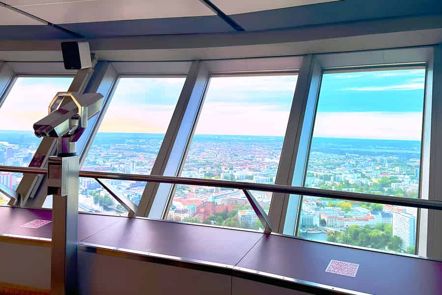 Berlin: Fernsehturm Standard-Eintrittskarte. Foto: GetYourGuide