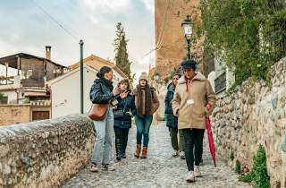Granada: Spaziergang bei Sonnenuntergang in Albaicín & Sacromonte