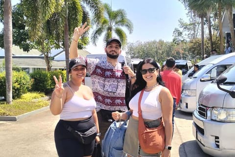 Phuket, Krabi: VIP Van Transfer to Khao Sok Cheow Lan Lake