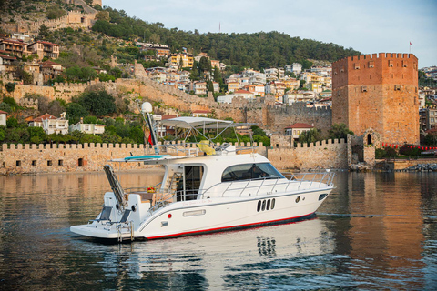 All day Luxury yacht in Alanya, for your special moments