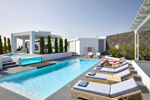 Santorini: Departure Day Spa Package Wine/Fruits/Pool Access 90-min Couples Massage in S. P. Presidential Suites Akrotiri