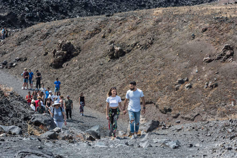 Santorini: Volcano, Hot Springs, and Thirasia Boat Tour With pick-up