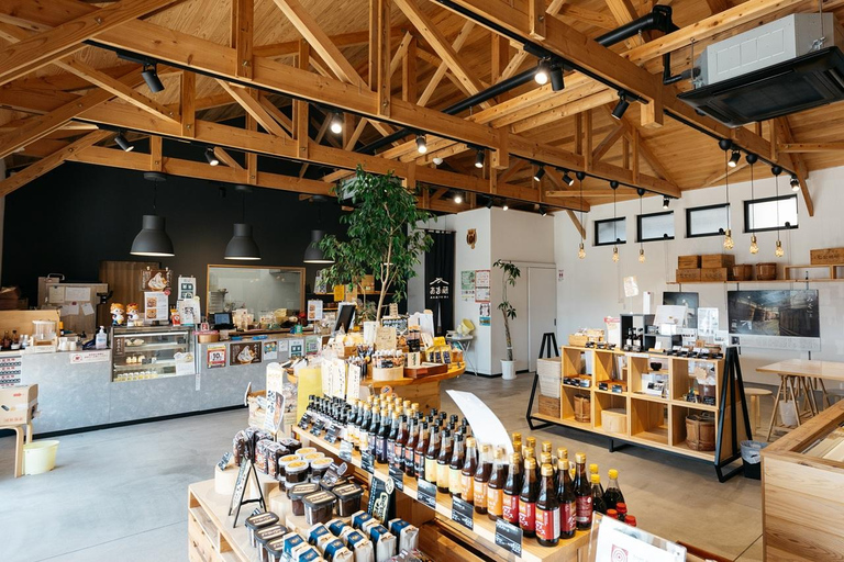 Nagoya: Historic Miso Brewery Tour & Sushi Roll Making