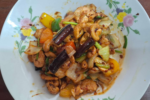 Ayutthaya: Thai Cooking Class with Market Tour & Pickup