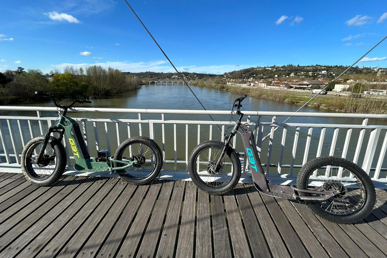 Agen: Guided tour and hike on an all-terrain electric scooter Agen: Guided tour and hike on electric all-terrain scooters