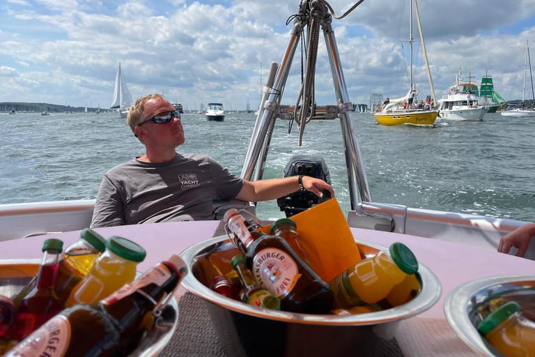 Laboe: Fischbrötchentour, Spaß im Kreis für 1 - 9 Personen