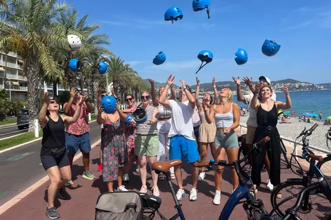 Tour guiado de E-Bike em pequenos grupos no vinhedo orgânico de Nice