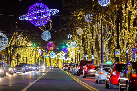 Tbilisi: tour guidato del villaggio di Natale e del mercatinoTbilisi: tour privato del mercatino di Natale del villaggio