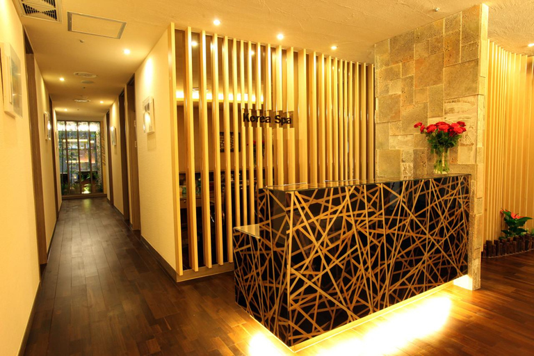 Seoul: Korean Spa and Massage Experience in Myeongdong VIP Course (150 mins)