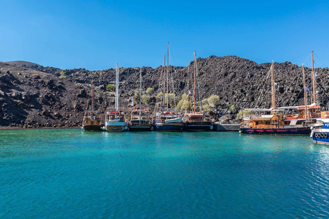 Santorini: Volcano, Hot Springs, and Thirasia Boat Tour With pick-up
