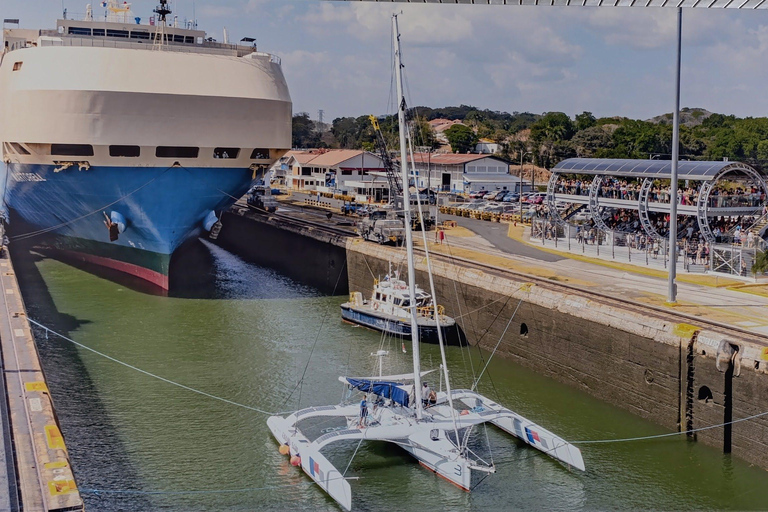 Panama City: Historic District and Canal Tour with Transfer