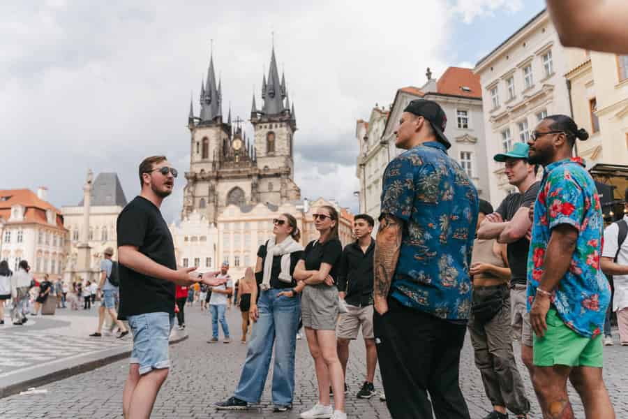 Prag: Tagestour Altstadt, Prager Burg & Flussfahrt. Foto: GetYourGuide Prag: Tagestour Altstadt, Prager Burg & Flussfahrt. Foto: GetYourGuide