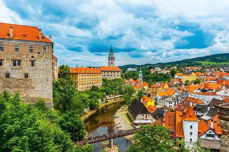 From Prague: Český Krumlov Full-Day Trip with Tavern Lunch | GetYourGuide