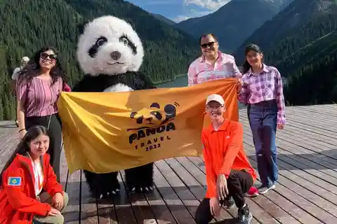 Almaty: Excursão de 2 dias ao desfiladeiro Charyn, aos lagos Kolsay e Kaindy