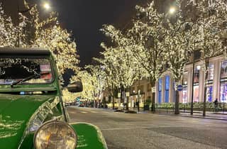 Paris: Private Weihnachtslichter-Tour im Citroën 2CV