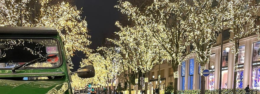 Paris : visite privée des illuminations de Noël en Citroën 2CV