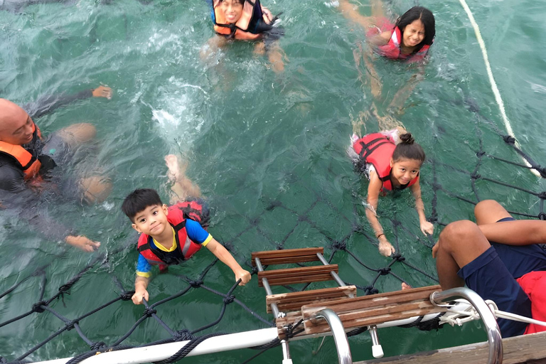 Negeri Sembilan: Bilet na rejs Dragon Sunset CruiseBilet na rejs Dragon Sunset Cruise