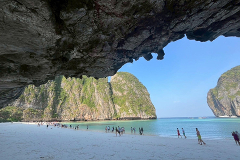 Phi Phi: First Group at Maya Bay, Avoid The Crowds Boat Tour [Full-Day] Maya Bay Speedboat Tour