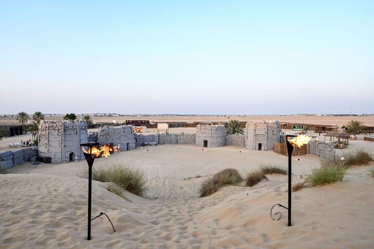 迪拜：高端野生动物园、骆驼骑乘体验、Lisaili Fort Camp和自助餐迪拜：高端野生动物园、骆驼骑乘体验、Lisaili Fort Camp 和自助餐