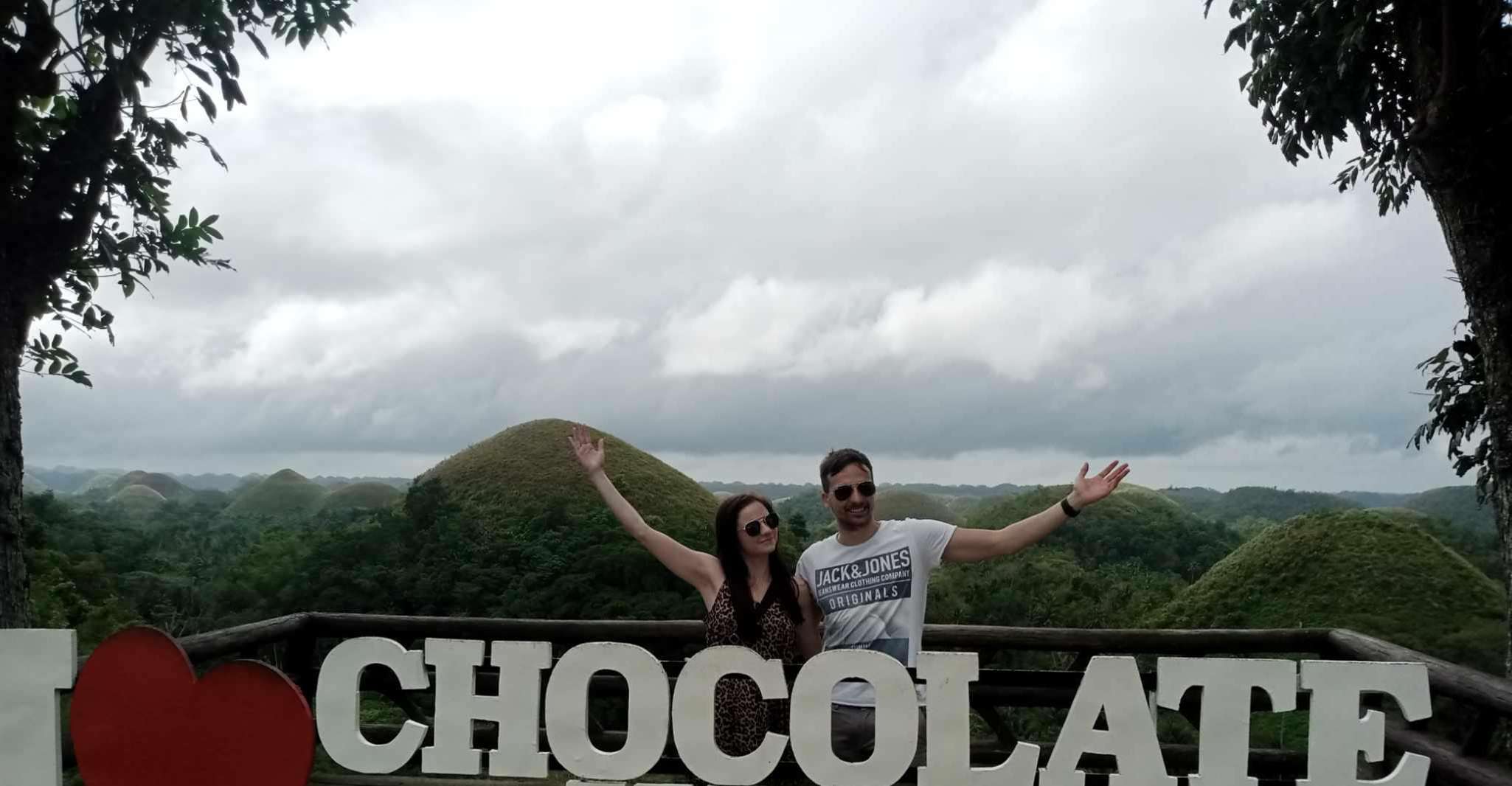 来自宿雾，bohol乡村游览日旅行，午餐自助午餐 - Housity