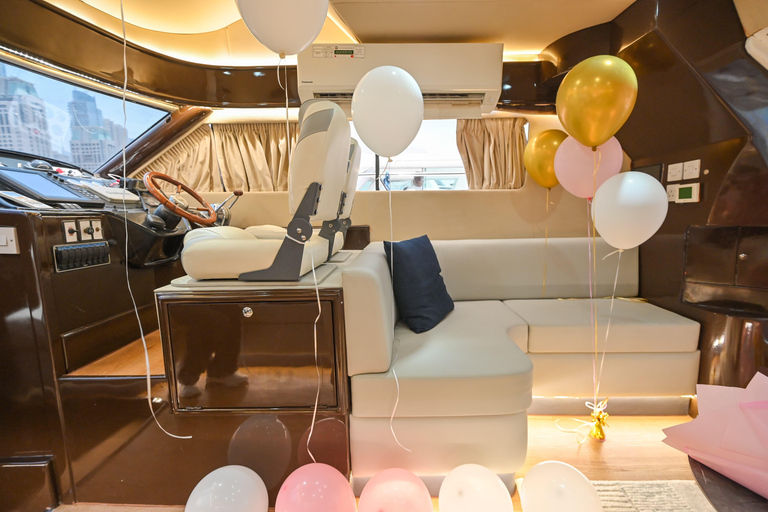 2 Hour Birthday Celebration on a Yacht in Dubai 3 Hours Birthday Yacht tour