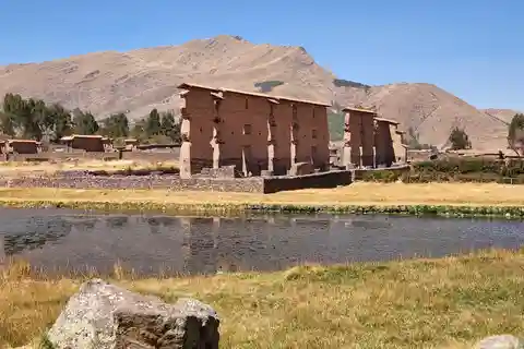 Ruta del Sol entre Cusco Puno en un día con Almuerzo buffet