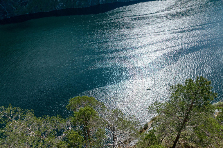 Bergen: Modalen RIB Fjord Safari with Lunch & Transfer
