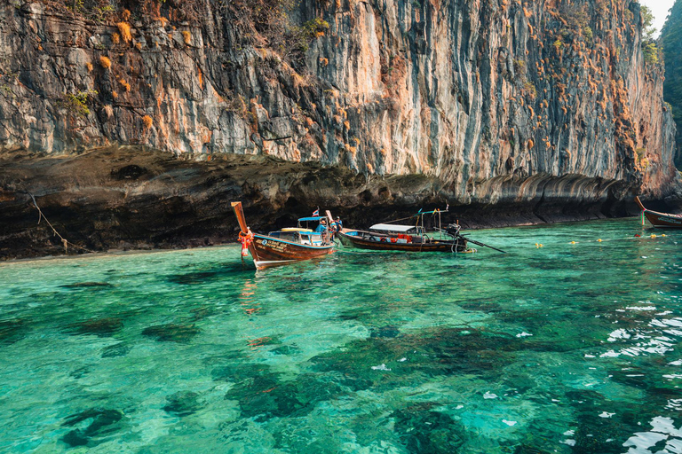 Krabi: Premium Phi Phi Islands Day Trip with Lunch & Snorkel Pickup & Drop-off from Krabi