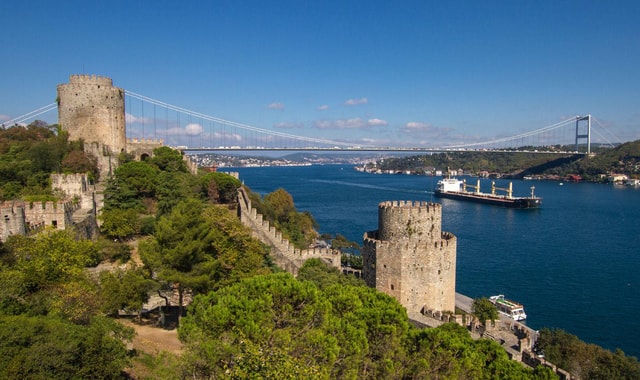 BOSPHORUS BUS & BOAT