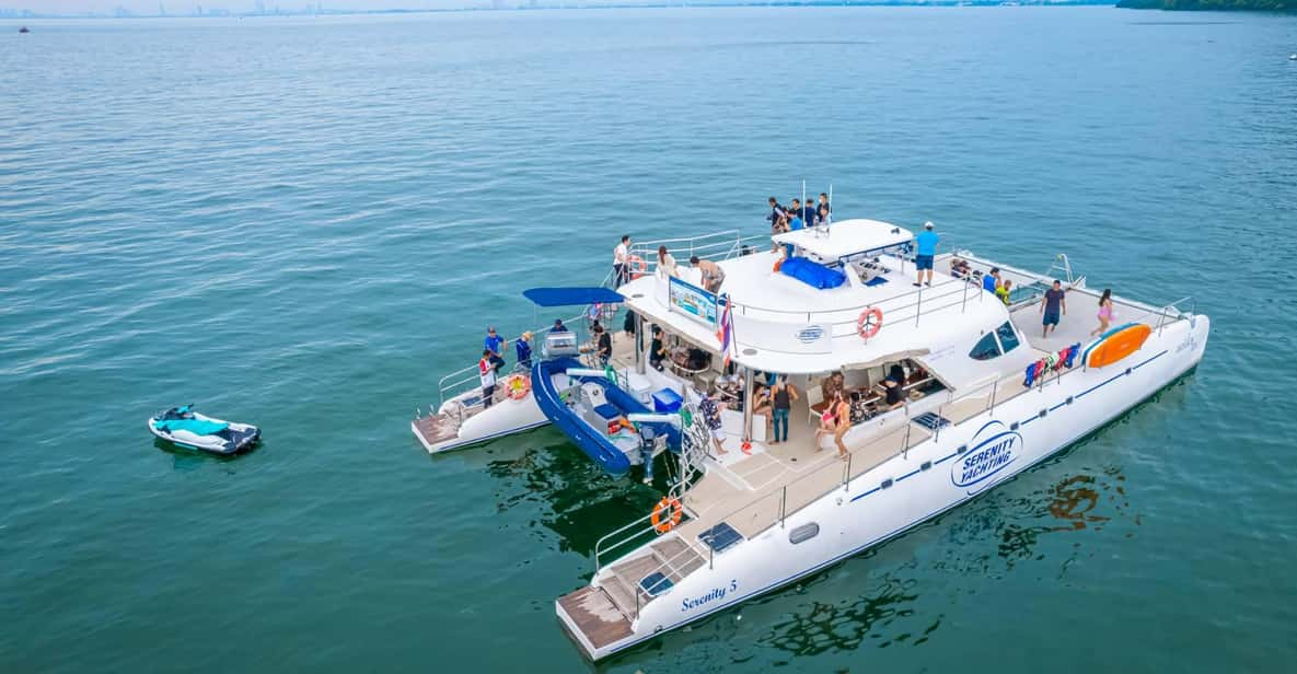 catamaran tour pattaya