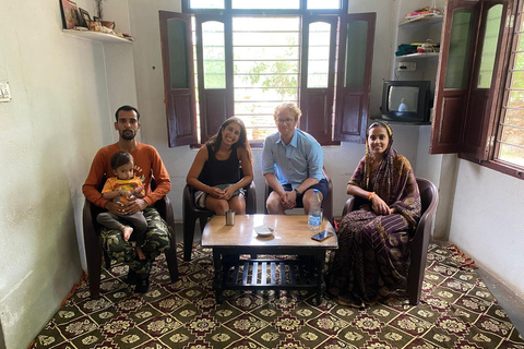 Udaipur: Traditional Cooking Experience at Local Family