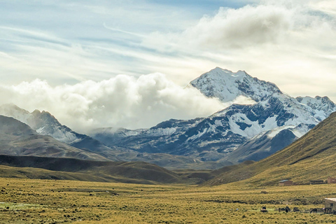 Private 4x4 Expedition: Landscapes of the Cordillera Real from La Paz