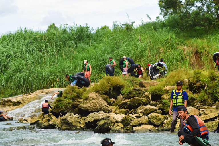 Yogyakarta: Pindul Cave & Puncak Segoro Indian ocean view Yogyakarta: Pindul Cave & Puncak Segoro Indian ocean view