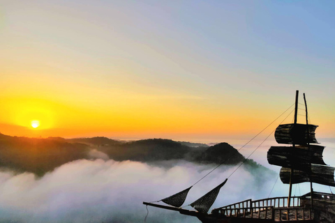 Yogyakarta: Borobudur-Prambanan, comece com o nascer do sol sobre as nuvensExcursão partilhada SEM todos os ingressos