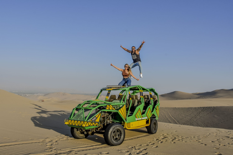 Private picnic in Huacachina