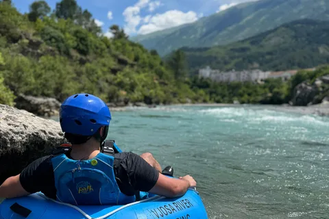 Permet: Raften in de Vjosa-vallei / River Tubing