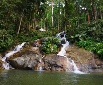 Kuala Lumpur: Batu Caves, Ramayana Caves and Kanching Falls