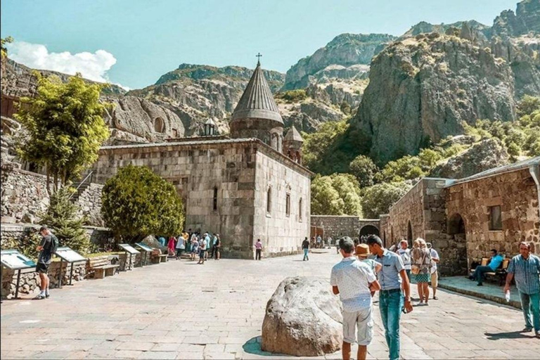 Evening Garni & Geghard Trip from Yerevan by Chevrolet Volt Evening Garni & Geghard Trip with Transfer