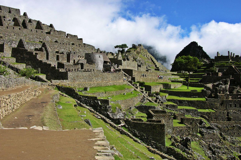 Explorando destinos espectaculares en 8D/7N