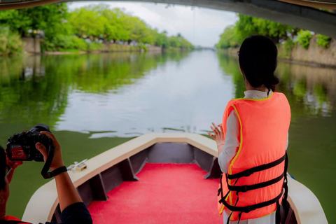 Hue: Perfume River & Hidden Canals Electric Boat Cruise Evening Perfume River Cruise