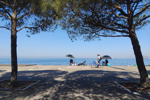 Thessaloniki: Sunset Photowalk with a Local Artist