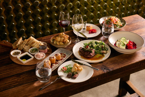 Adelaide: Hosted Tour & 'Feed Me' Food and Wine Experience