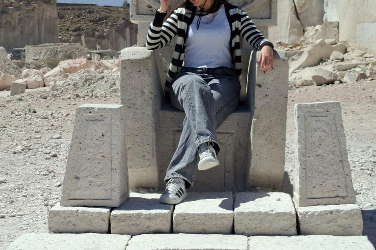Arequipa: Private Sillar Route Tour + Culebrillas