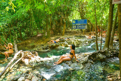 Fuga particular de Krabi: Piscina Esmeralda, Fontes Termais e Caverna do TigreVan particular