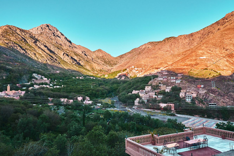 Från Marrakesh: Heldagstur till Atlasbergen med vandring